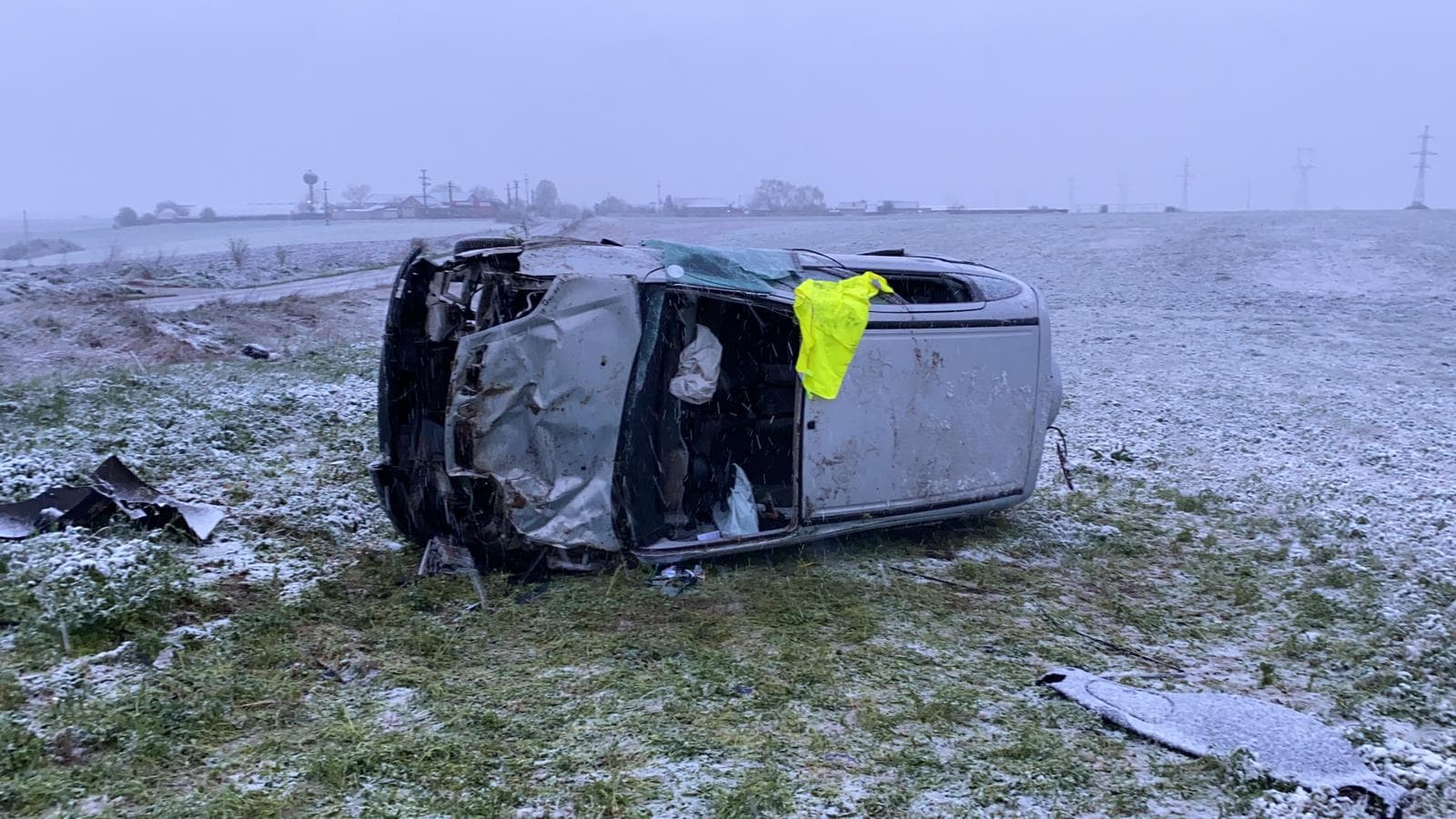 Un bărbat de 46 de ani, din Mărunţei, dus de urgenţă la spital în urma unui accident rutier Un bărbat de 46 de ani, din Mărunţei, dus de urgenţă la spital în urma unui accident rutier