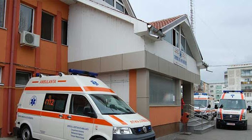Ancheta de la Ambulanţa Olt scoate la iveală nereguli. Nu există dovada triajului, iar spaţiile de odihnă erau supraaglomerate Ancheta de la Ambulanţa Olt scoate la iveală nereguli. Nu există dovada triajului, iar spaţiile de odihnă erau supraaglomerate