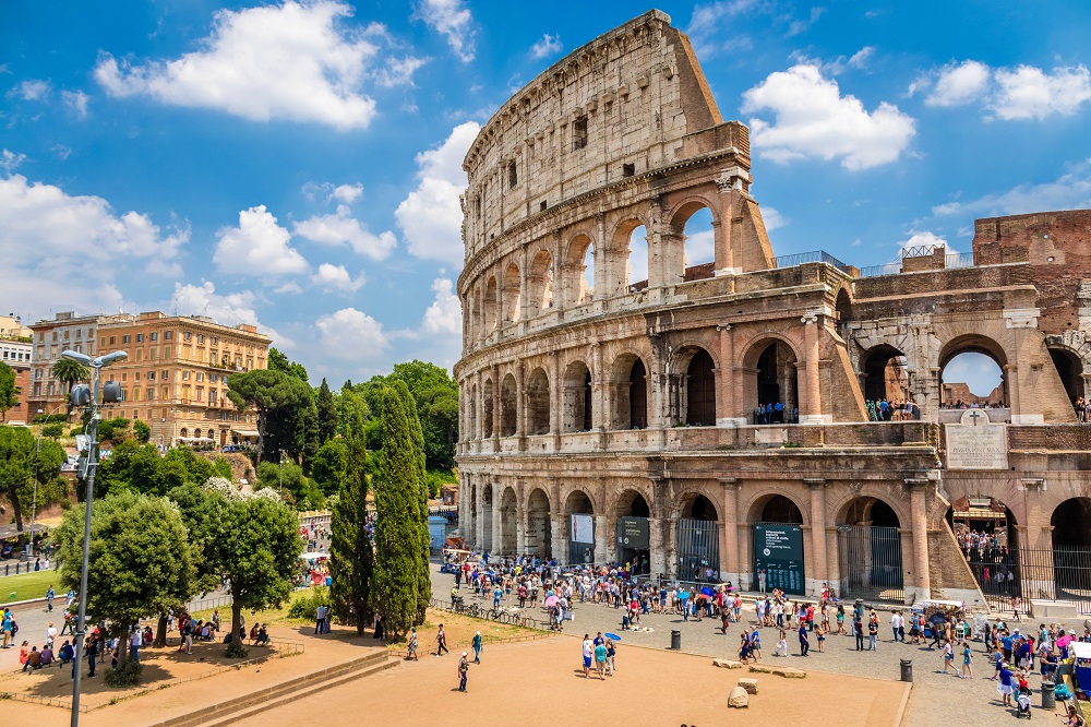 Italia, printre ţările din care românii nu vor mai fi nevoiţi să stea în izolare la revenirea acasă Italia, printre ţările din care românii nu vor mai fi nevoiţi să stea în izolare la revenirea acasă