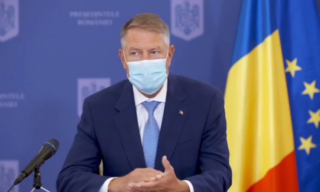 Klaus Iohannis: „Nu ne putem permite ca sistemul sanitar să gestioneze o dublă epidemie de gripă și COVID” Klaus Iohannis: „Nu ne putem permite ca sistemul sanitar să gestioneze o dublă epidemie de gripă și COVID”