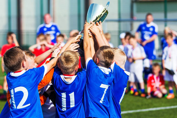 Stimulent financiar în valoare de 300 de lei pentru copiii care vor să practice un sport de performanţă. Documentele se depun la DJST Olt Stimulent financiar în valoare de 300 de lei pentru copiii care vor să practice un sport de performanţă. Documentele se depun la DJST Olt