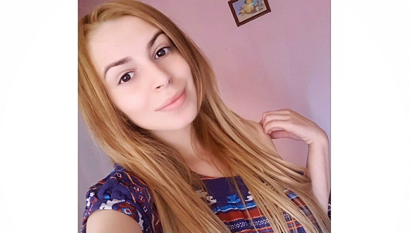 Mihaela Dulescu, tânăra de 23 de ani, găsită fără suflare în apartament, a murit din cauza unor afecţiuni cardiace Mihaela Dulescu, tânăra de 23 de ani, găsită fără suflare în apartament, a murit din cauza unor afecţiuni cardiace