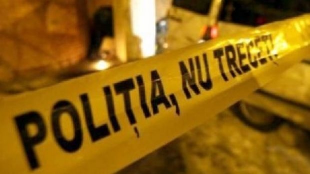Tânără de 21 de ani ucisă cu cruzime, în a doua zi de Crăciun. Criminalul este căutat de poliţie Tânără de 21 de ani ucisă cu cruzime, în a doua zi de Crăciun. Criminalul este căutat de poliţie