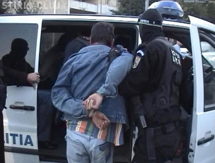 Un bărbat, din Găneasa, condamnat la pedeapsa cu închisoarea în octombrie anul trecut, prins şi dus în Penitenciarul Craiova