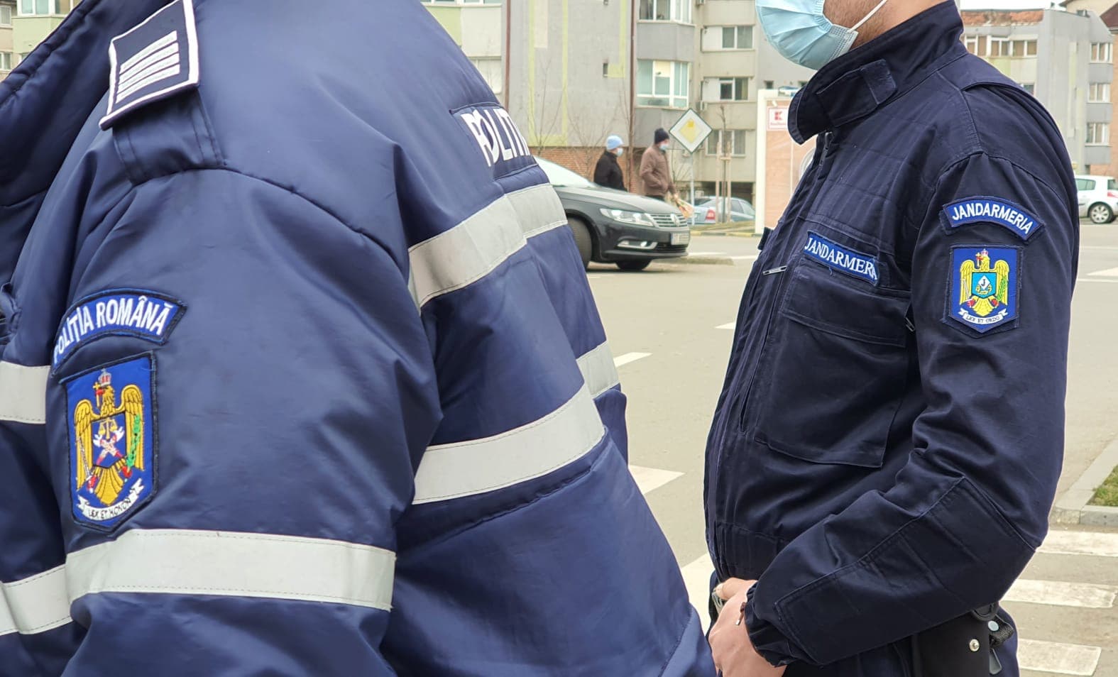 Starea de alertă, prelungită în România pentru 30 de zile. Focarele COVID-19 se includ în calcularea incidenţei Starea de alertă, prelungită în România pentru 30 de zile. Focarele COVID-19 se includ în calcularea incidenţei