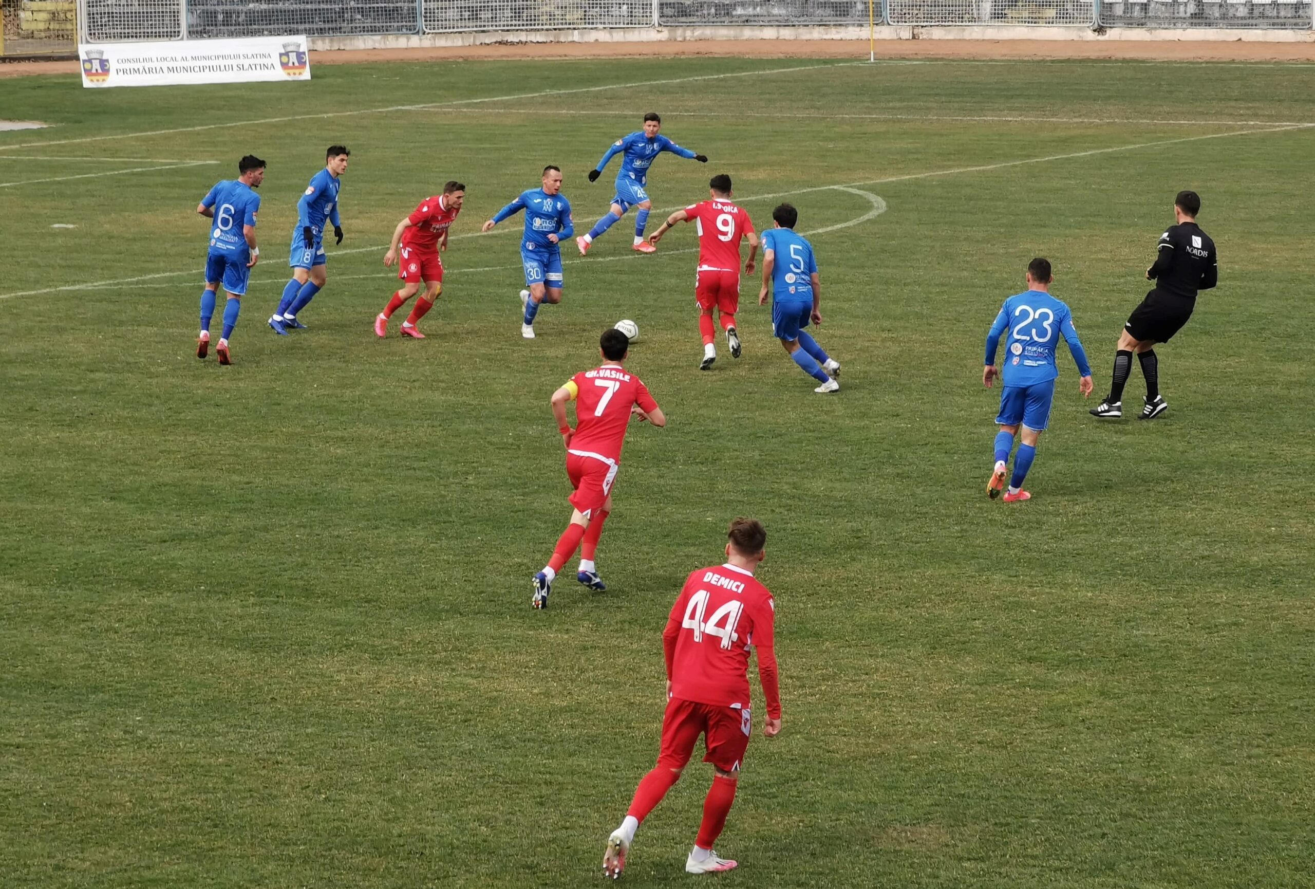 Fotbal Liga 2/ Slătinenii au condus cu Farul Constanţa, însă au încheiat cu o remiză, scor 1-1