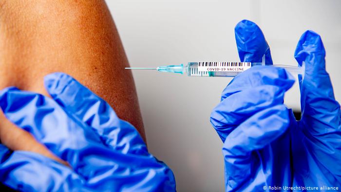 Un bărbat de 46 de ani din Târgu Jiu a făcut infarct la o zi după vaccin