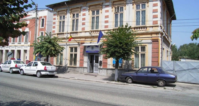 Un bărbat, din Balş, aflat în izolare la domiciliu, a mers să-şi preschimbe buletinul Un bărbat, din Balş, aflat în izolare la domiciliu, a mers să-şi preschimbe buletinul