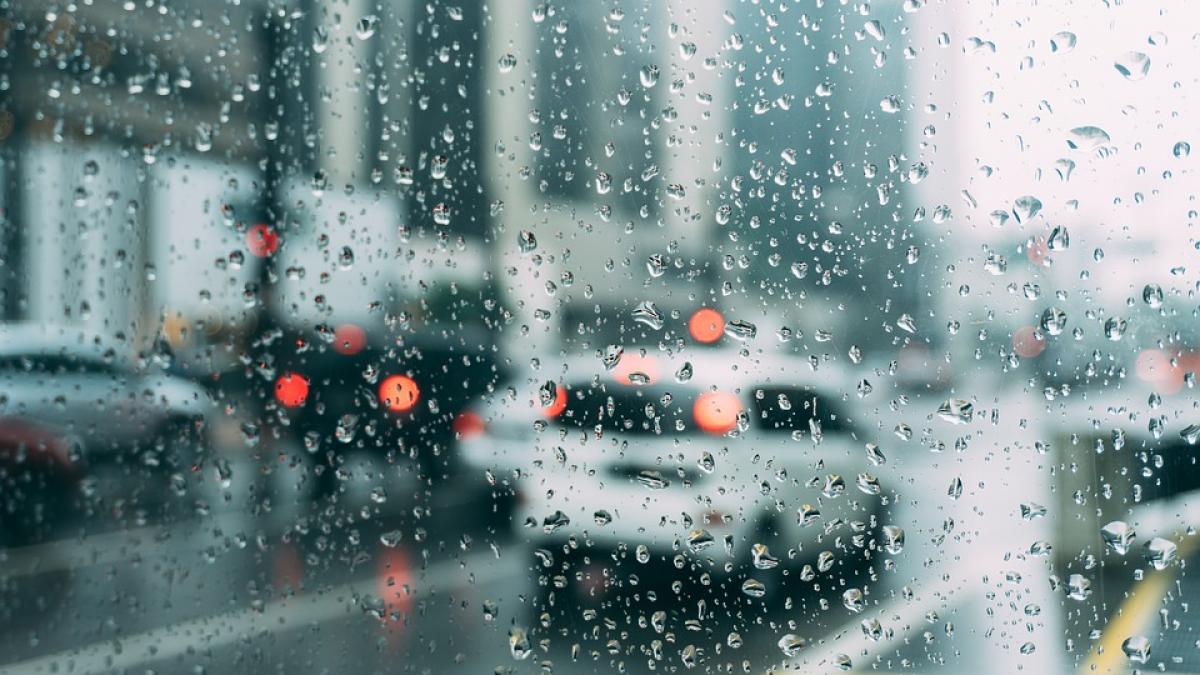 Avertizare de vreme rea, emisă de ANM pentru următoarele 24 de ore: Ploi și vânt intens în mare parte din țară Avertizare de vreme rea, emisă de ANM pentru următoarele 24 de ore: Ploi și vânt intens în mare parte din țară