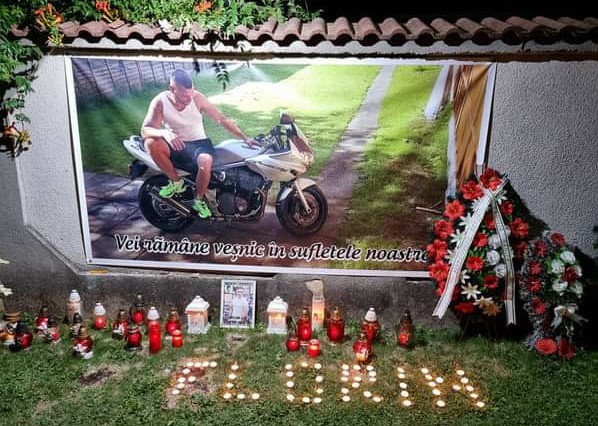 Prietenii îl vor putea conduce pe Florin, tânărul din Şopârliţa mort în accident în Anglia, pe ultimul drum Prietenii îl vor putea conduce pe Florin, tânărul din Şopârliţa mort în accident în Anglia, pe ultimul drum