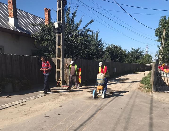 FOTO. Lucrări de introducere a canalizării pe străzile Boiangiului şi Armaşului FOTO. Lucrări de introducere a canalizării pe străzile Boiangiului şi Armaşului