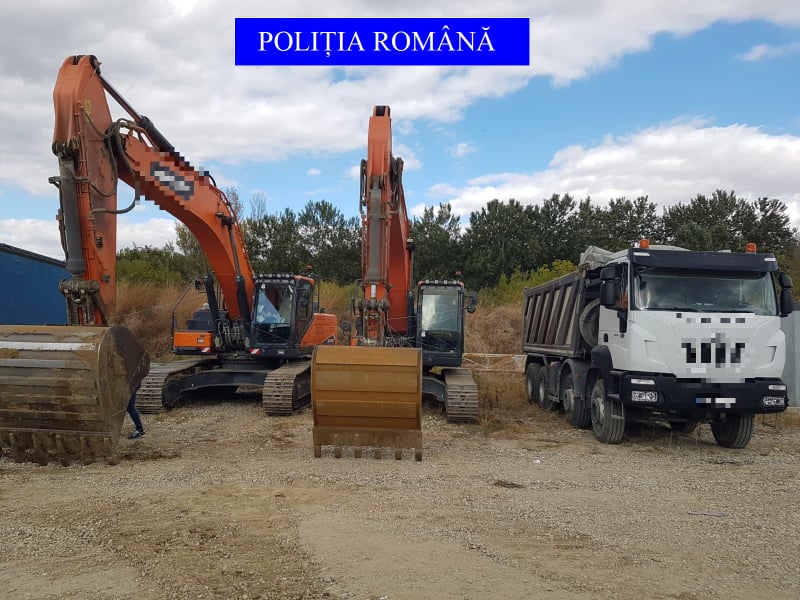 VIDEO. Controale în balastierele din Olt. S-a pus un sechestru pe utilaje, în valoare de 1.050.000 de lei.