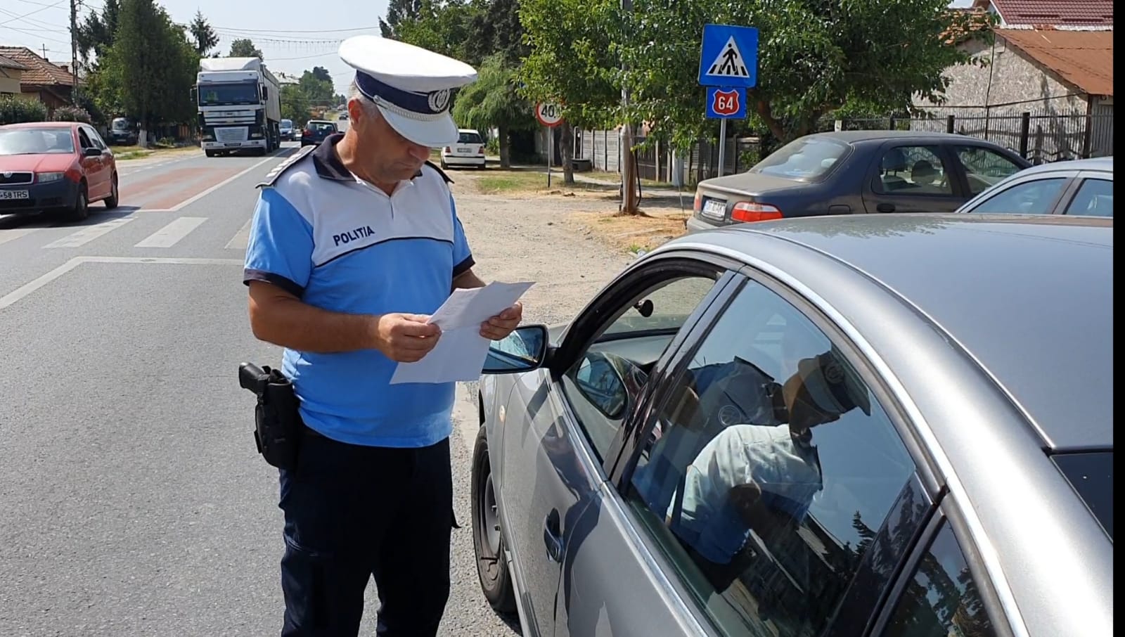 Măsuri dure într-o localitate din Olt: Magazinele se închid la 18.00, iar circulaţia este restricţionată de la ora 20.00, în zilele de weekend