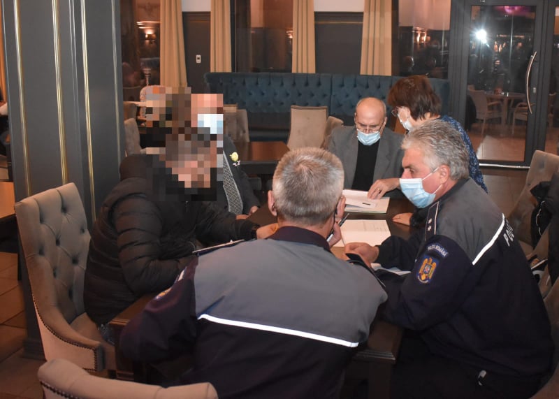 Lege promulgată: Firmele care încalcă repetat măsurile anti-COVID vor avea activitatea suspendată temporar Lege promulgată: Firmele care încalcă repetat măsurile anti-COVID vor avea activitatea suspendată temporar