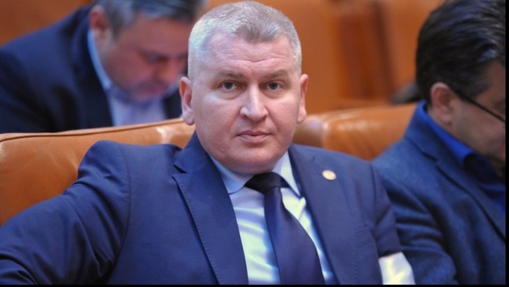 Florin Roman a demisionat din funcția de ministru al Cercetării Florin Roman a demisionat din funcția de ministru al Cercetării