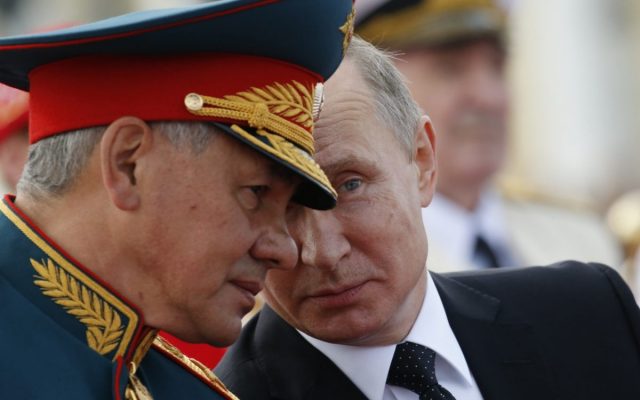 Vladimir Putin a ordonat ca arsenalul nuclear „de descurajare” să fie pus în alertă ridicată Vladimir Putin a ordonat ca arsenalul nuclear „de descurajare” să fie pus în alertă ridicată