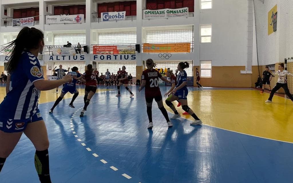 FOTO/VIDEO. CSM Slatina a cedat, la două goluri, 31-33, în faţa liderului Ligii Naţionale, Rapid Bucureşti FOTO/VIDEO. CSM Slatina a cedat, la două goluri, 31-33, în faţa liderului Ligii Naţionale, Rapid Bucureşti