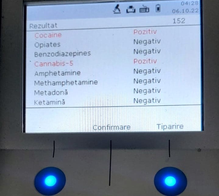Tânăr băut şi drogat, pe străzile din Craiova Tânăr băut şi drogat, pe străzile din Craiova