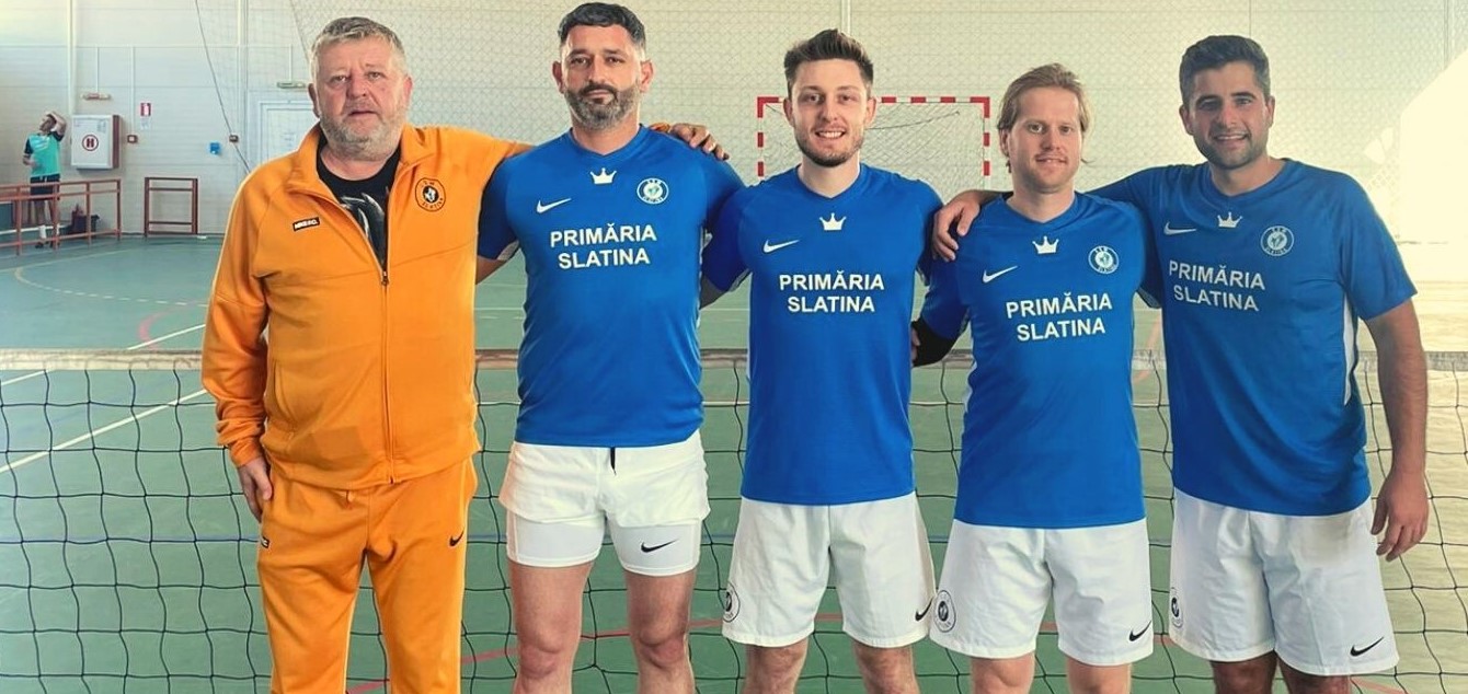 Echipa de fotbal tenis de la CSM Slatina, pe primul loc după prima etapă a play-off-ului Echipa de fotbal tenis de la CSM Slatina, pe primul loc după prima etapă a play-off-ului