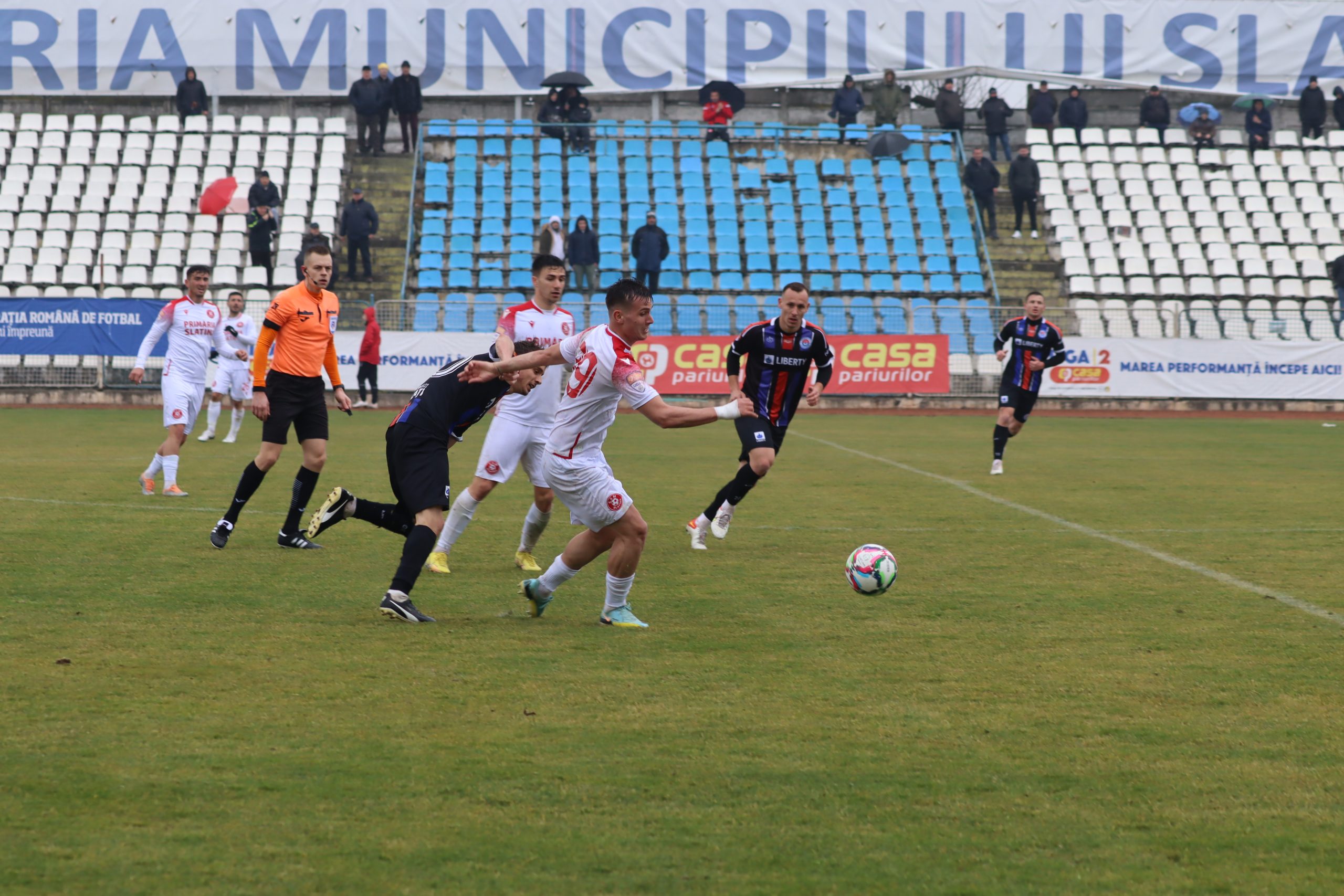 CSM Slatina-Unirea Dej, duminică, de la ora 13.00, pe Stadionul „1 Mai”