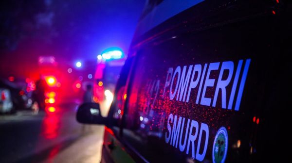 Accident mortal în Vâlcea. Un tânăr, de 25 de ani, care se afla pe carosabil, izbit în plin de o autoutilitară pe DN 64 Accident mortal în Vâlcea. Un tânăr, de 25 de ani, care se afla pe carosabil, izbit în plin de o autoutilitară pe DN 64