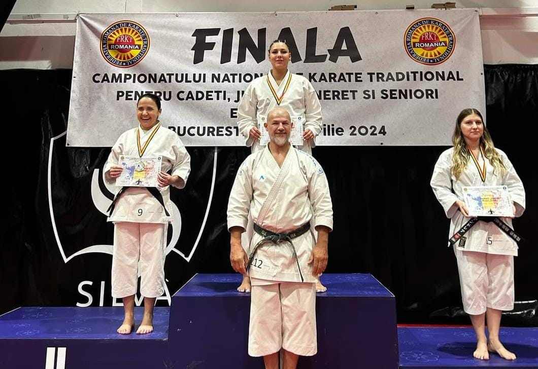 Karateka Ana Maria Popescu, de la Reido Caracal, triplă campioană naţională. Oliwer Dobre, în lotul pentru Campionatul European Karateka Ana Maria Popescu, de la Reido Caracal, triplă campioană naţională. Oliwer Dobre, în lotul pentru Campionatul European