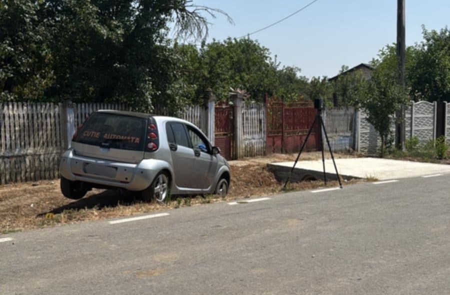 Accident în Dolj. O fetiţă de 3 ani şi-a pierdut viaţa în localitatea Argetoaia Accident în Dolj. O fetiţă de 3 ani şi-a pierdut viaţa în localitatea Argetoaia