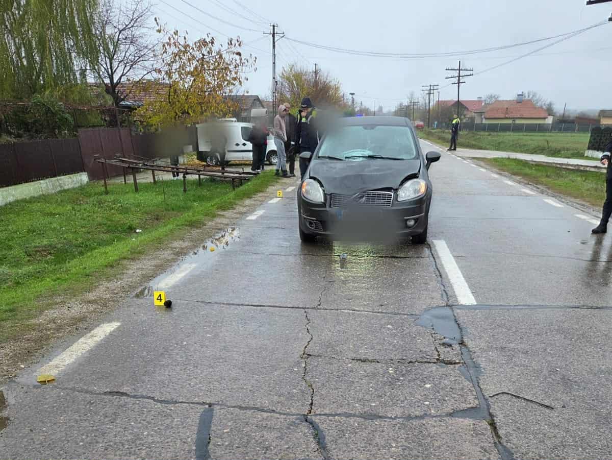 Accident în Olt: O femeie şi-a pierdut viaţa după ce a fost lovită de o maşină condusă de un şofer de 75 de ani Accident în Olt: O femeie şi-a pierdut viaţa după ce a fost lovită de o maşină condusă de un şofer de 75 de ani
