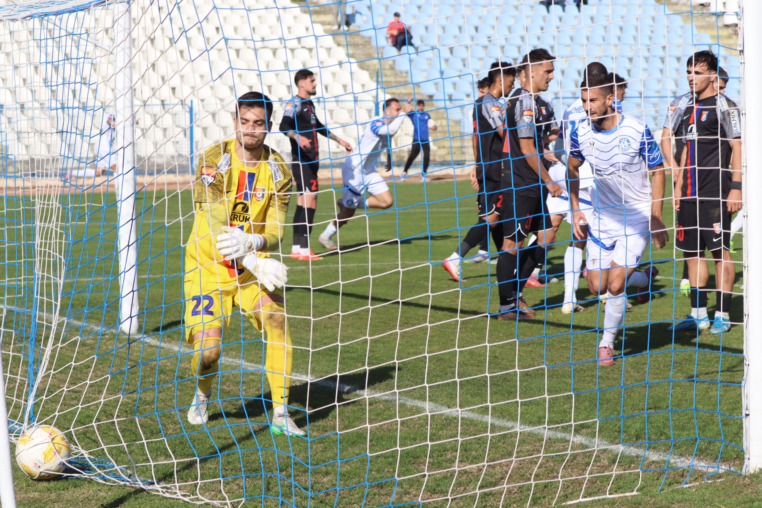 CSM Slatina, egal cu Chindia Târgovişte. Niculescu: „Băieţii au muncit foarte mult pentru acest punct” CSM Slatina, egal cu Chindia Târgovişte. Niculescu: „Băieţii au muncit foarte mult pentru acest punct”