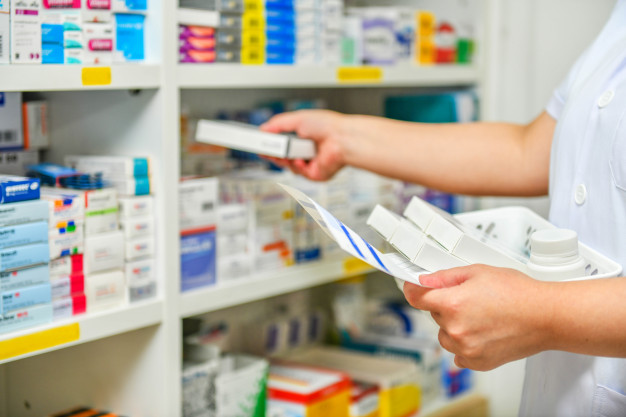 Noi medicamente compensate şi gratuite, de la 1 decembrie, pentru mii de pacienți Noi medicamente compensate şi gratuite, de la 1 decembrie, pentru mii de pacienți