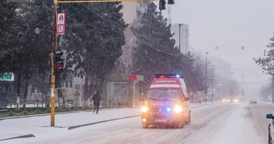 Prognoza de Crăciun: Sunt aşteptate ninsori slabe nu doar la munte, ci şi în Oltenia şi Muntenia Prognoza de Crăciun: Sunt aşteptate ninsori slabe nu doar la munte, ci şi în Oltenia şi Muntenia