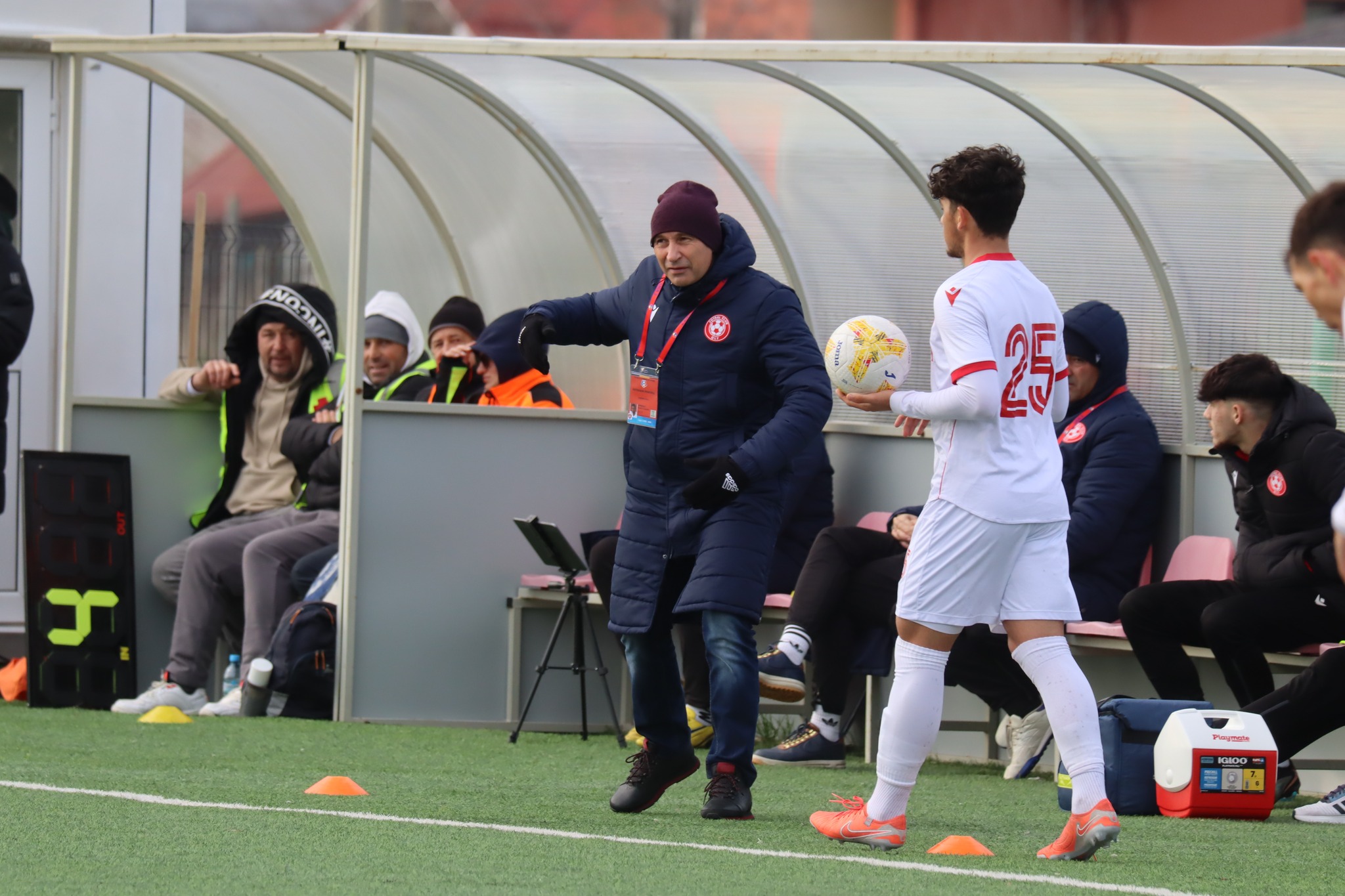 Nouă meciuri de verificare pentru Academica Balș: Steaua București, printre adversare. Oprescu: „Ar fi important să intrăm în play-off” Nouă meciuri de verificare pentru Academica Balș: Steaua București, printre adversare. Oprescu: „Ar fi important să intrăm în play-off”