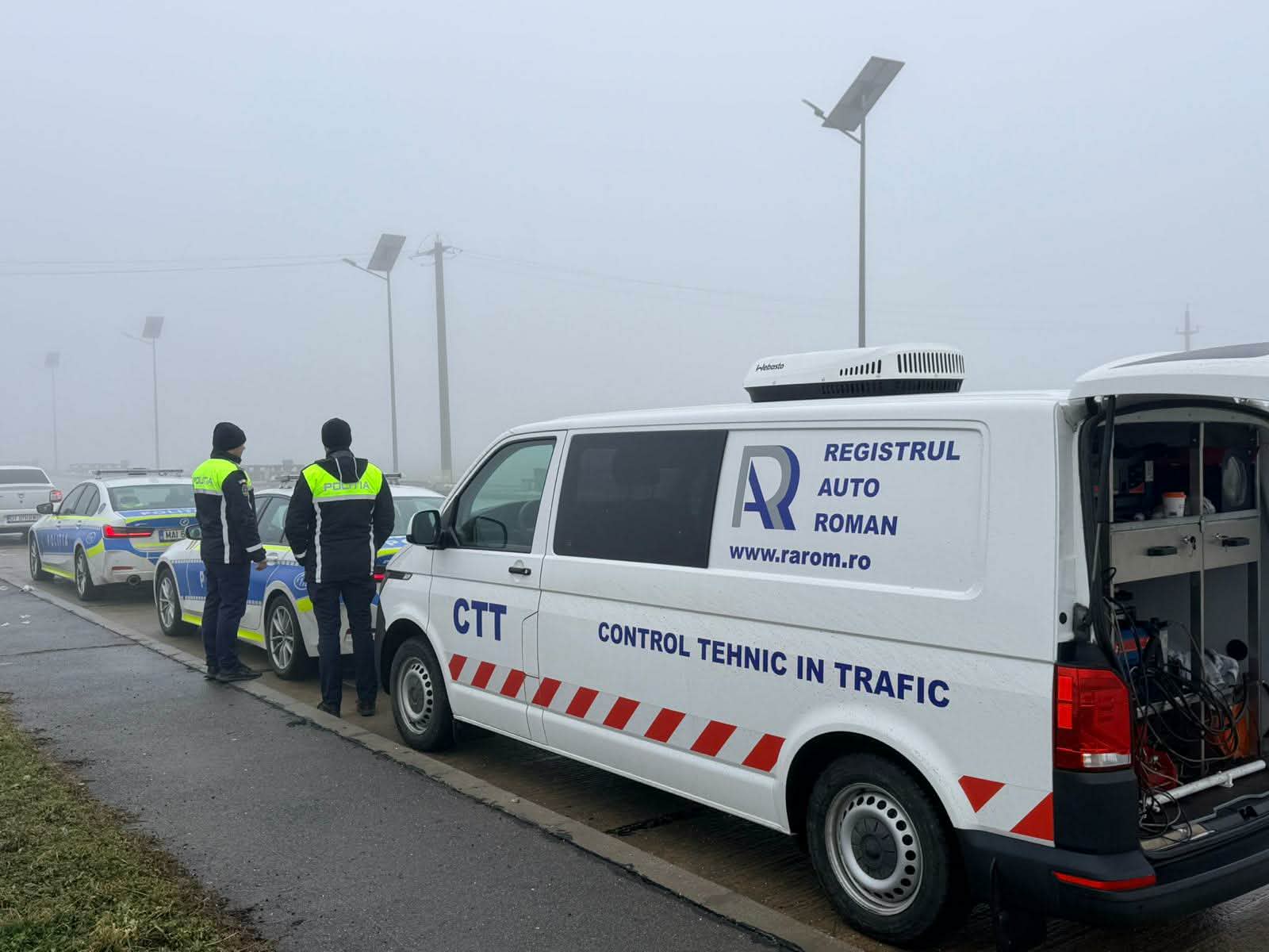 Rezultate încurajatoare pe DN 6: traficul, fără infracțiuni rutiere. 23 de autovehicule verificate de RAR Rezultate încurajatoare pe DN 6: traficul, fără infracțiuni rutiere. 23 de autovehicule verificate de RAR