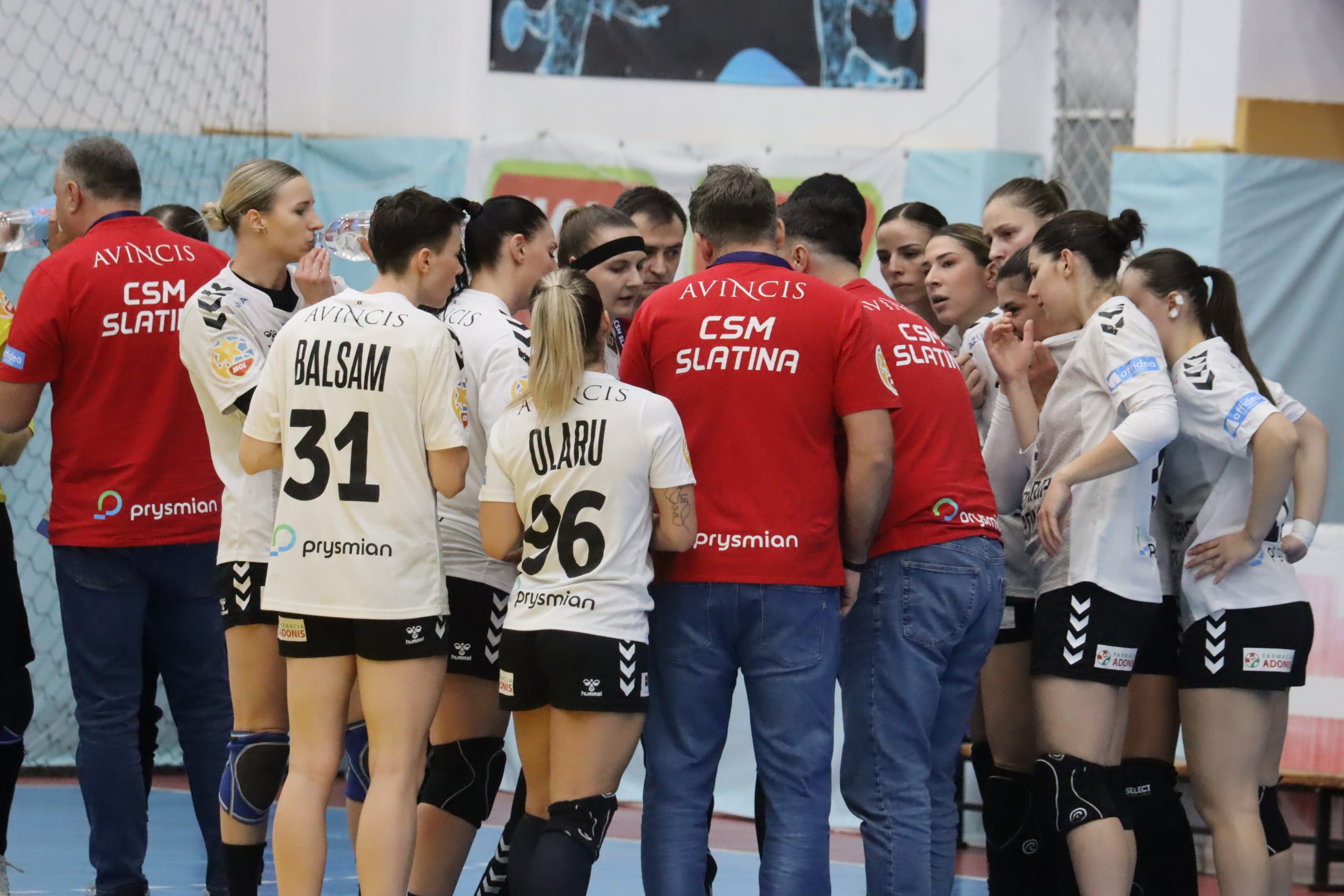 CSM Slatina, început curajos, cădere inexplicabilă în actul secund cu CSM Bucureşti