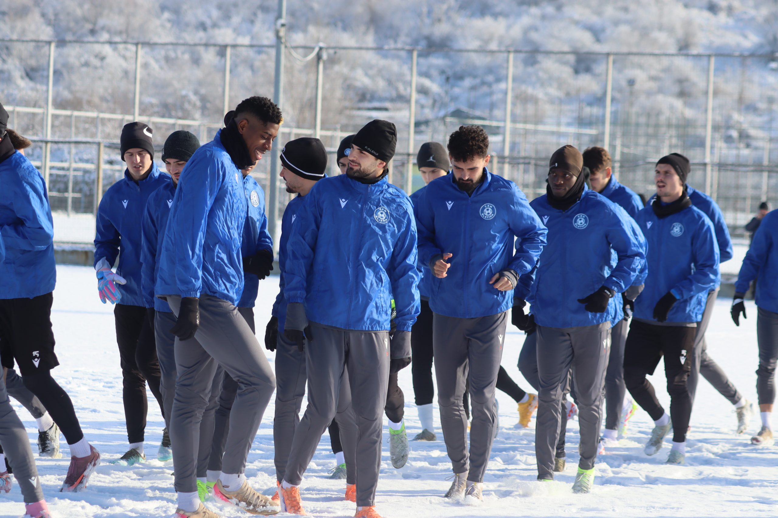 CSM Slatina a reluat pregătirile pentru partea a doua a sezonului. Claudiu Niculescu: „Avem încredere în acest grup”