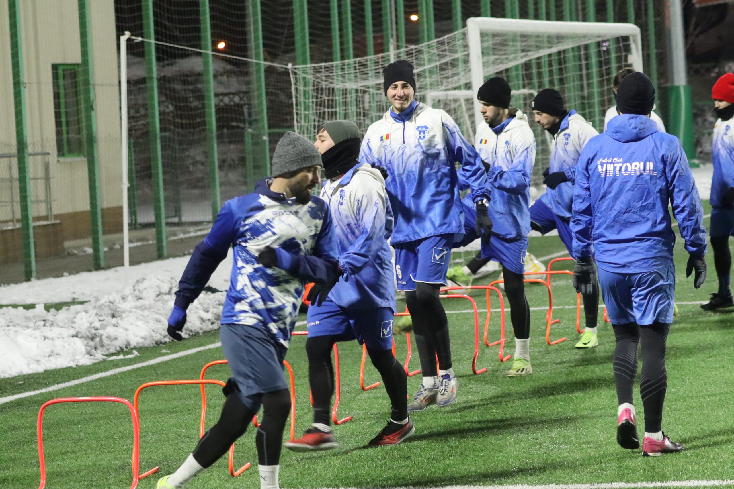 Oltul Curtișoara a dat startul pregătirilor de iarnă în nocturnă