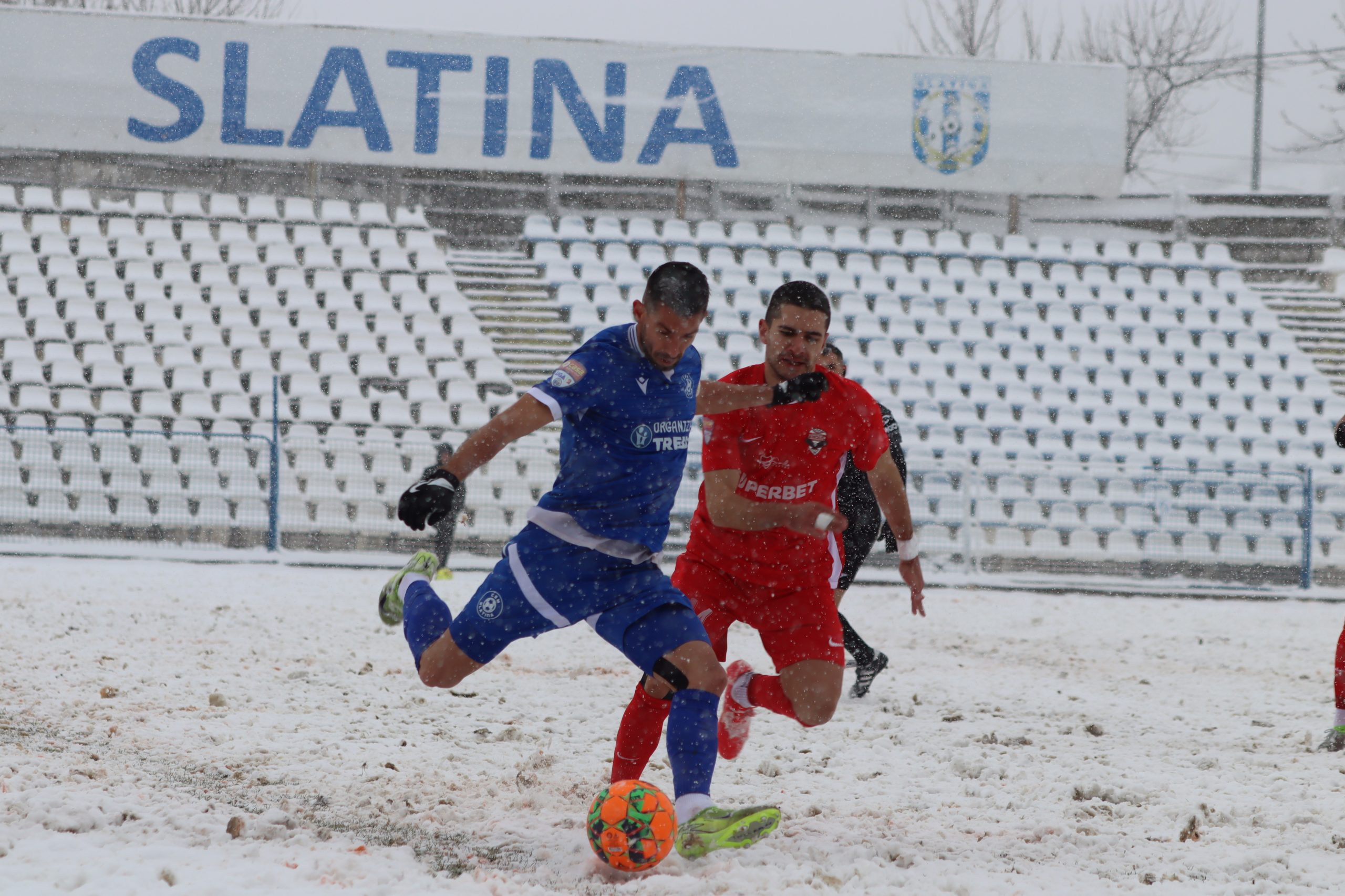 CSM Slatina, remiză albă pe zăpadă, la reluarea Ligii a II-a. Ferfelea: „Acest meci n-ar fi trebuit să se dispute”