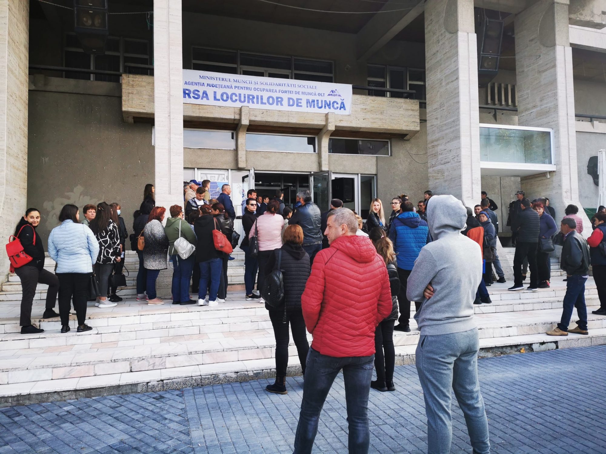 Creștere ușoară a ratei șomajului în județul Olt la început de an