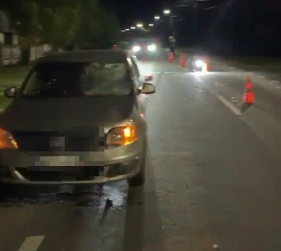 Tânăr lovit de mașină pe un drum din Dolj. Victima transportată la spital în stare de inconștiență