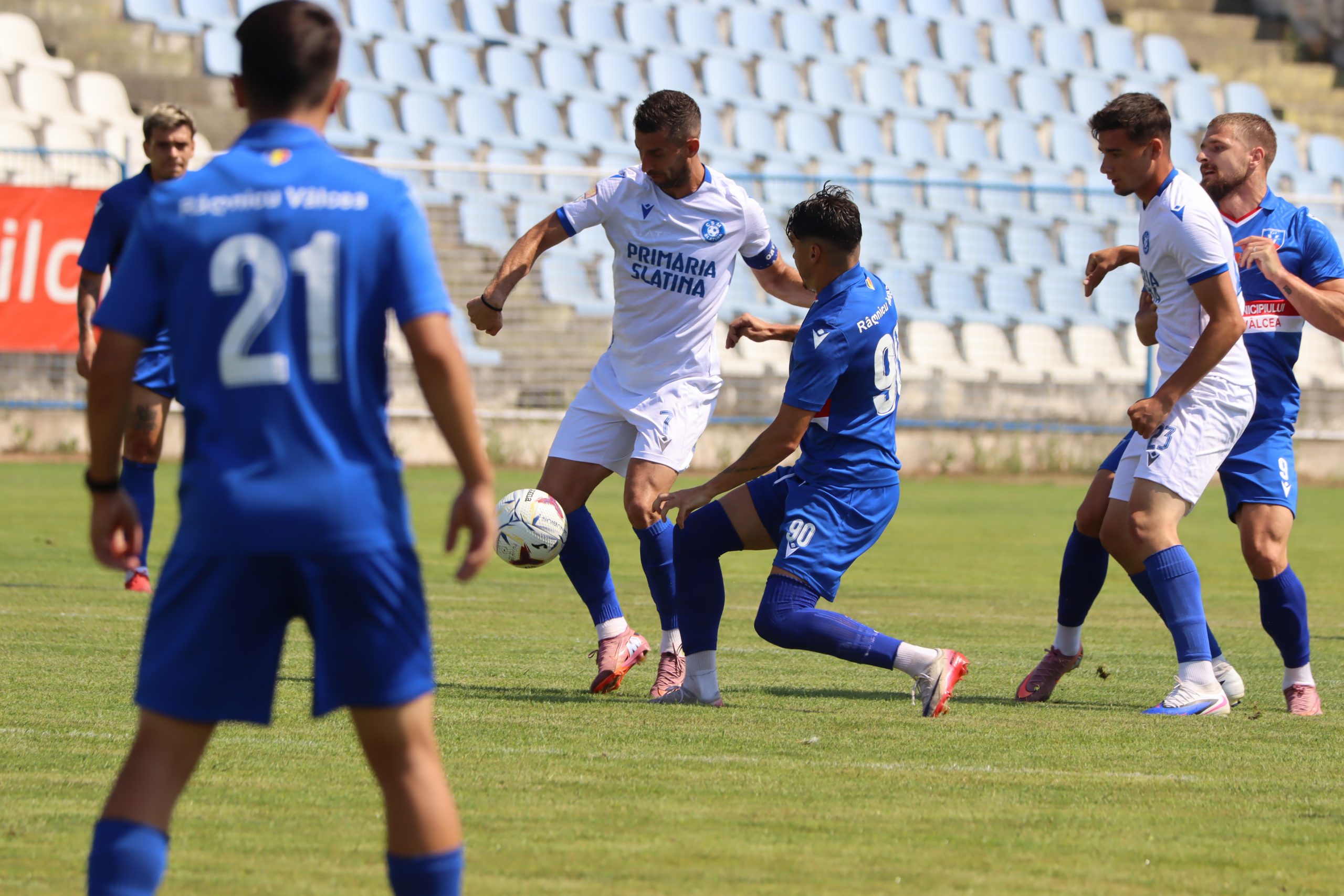 CSM Slatina, remiză în primul amical al verii. Nou-venitul Răzvan Matiș a deschis scorul