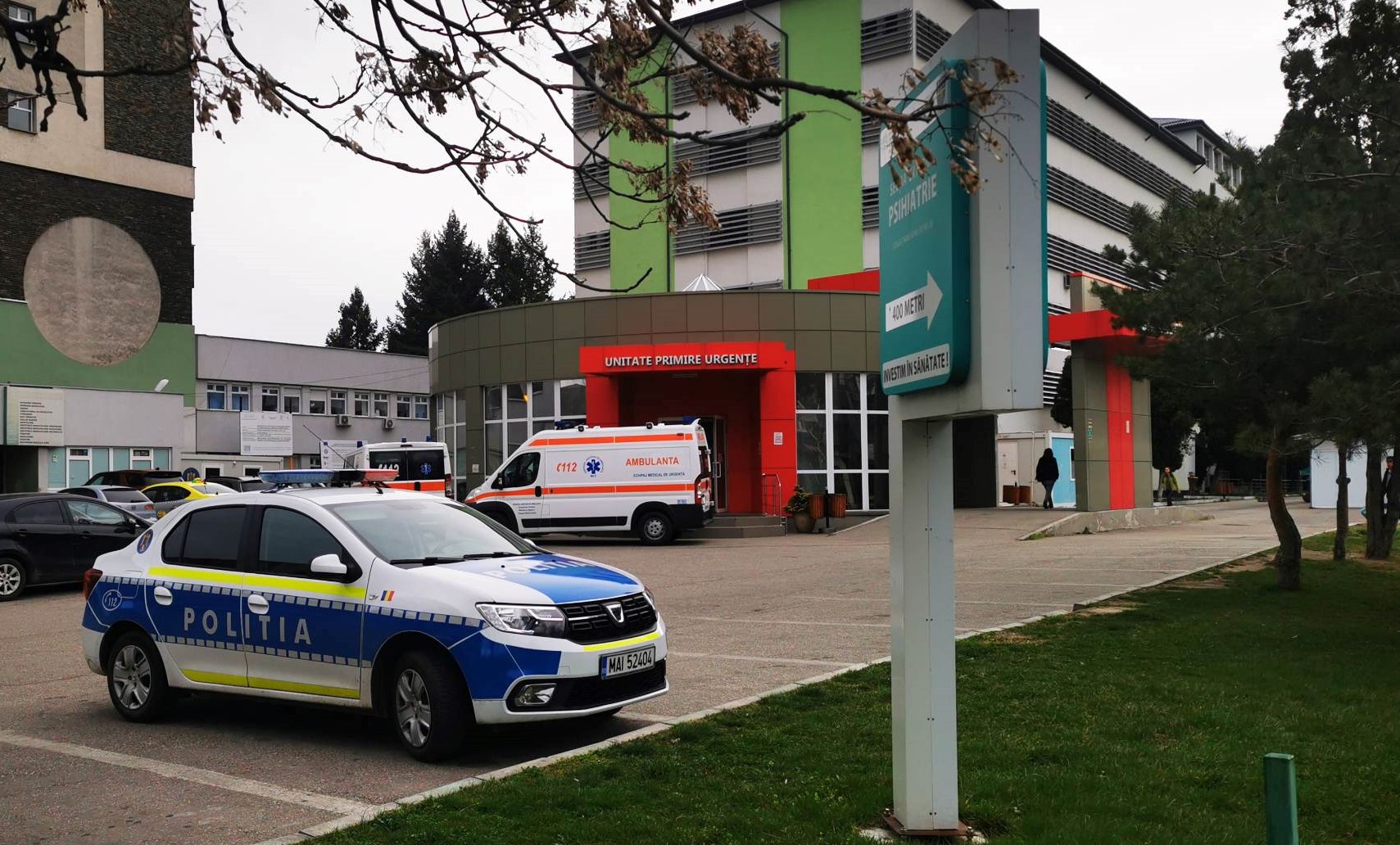 Un bărbat și-a dat foc într-o bancă din Slatina, după un conflict legat de o sumă de bani Un bărbat și-a dat foc într-o bancă din Slatina, după un conflict legat de o sumă de bani