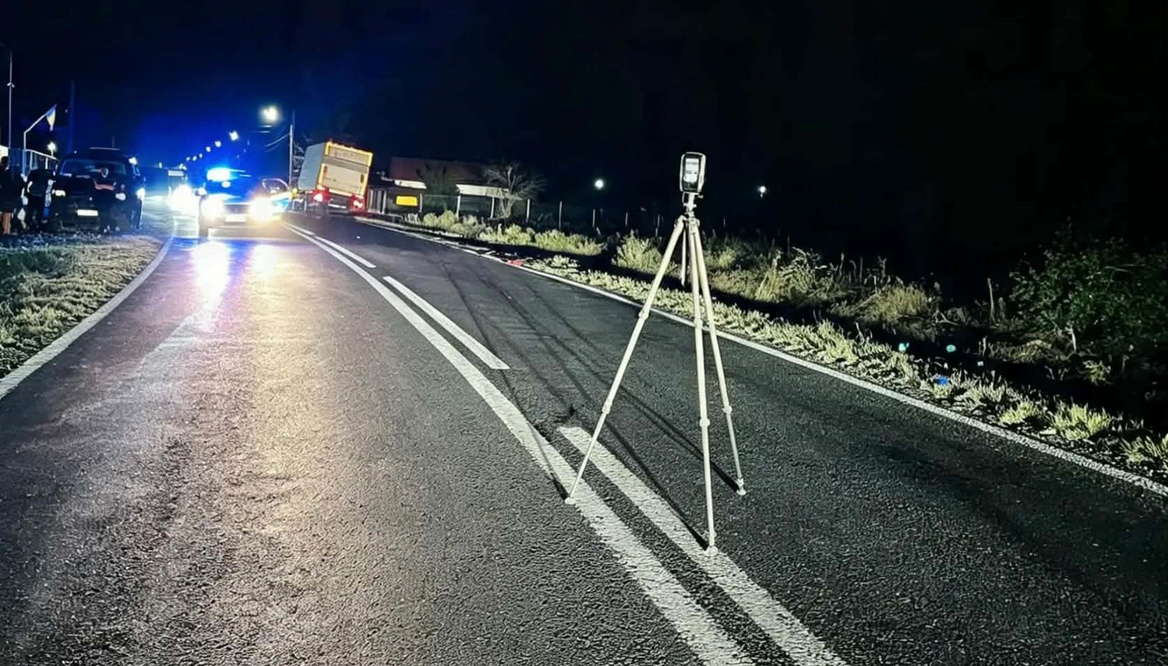 Accident pe DN 55, în Dolj. Un bărbat aflat pe carosabil a fost călcat mortal de o autoutilitară