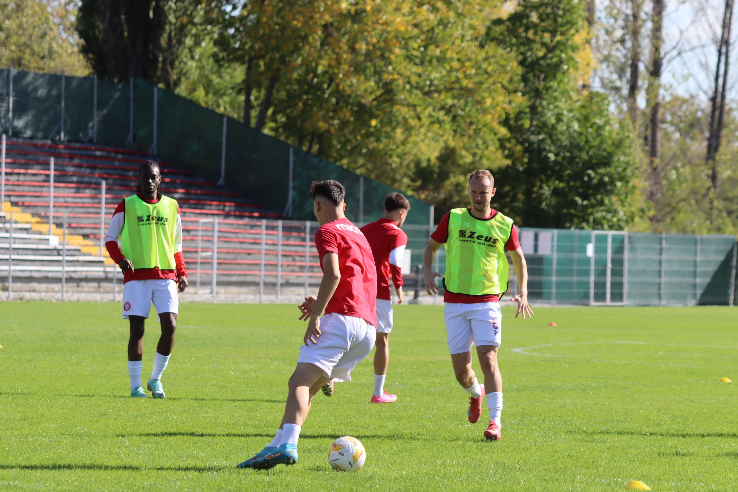 Liga a III-a: Academica Balș și Oltul Curtișoara, în seria cu Minerul Lupeni, Jiul Petroșani şi Craiova II