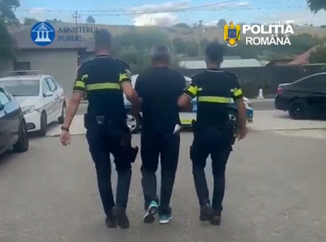 Agresiune în Olt, la Sprâncenata. Victima, un bărbat de 71 de ani, a suferit leziuni grave, care i-au pus viaţa în primejdie Agresiune în Olt, la Sprâncenata. Victima, un bărbat de 71 de ani, a suferit leziuni grave, care i-au pus viaţa în primejdie