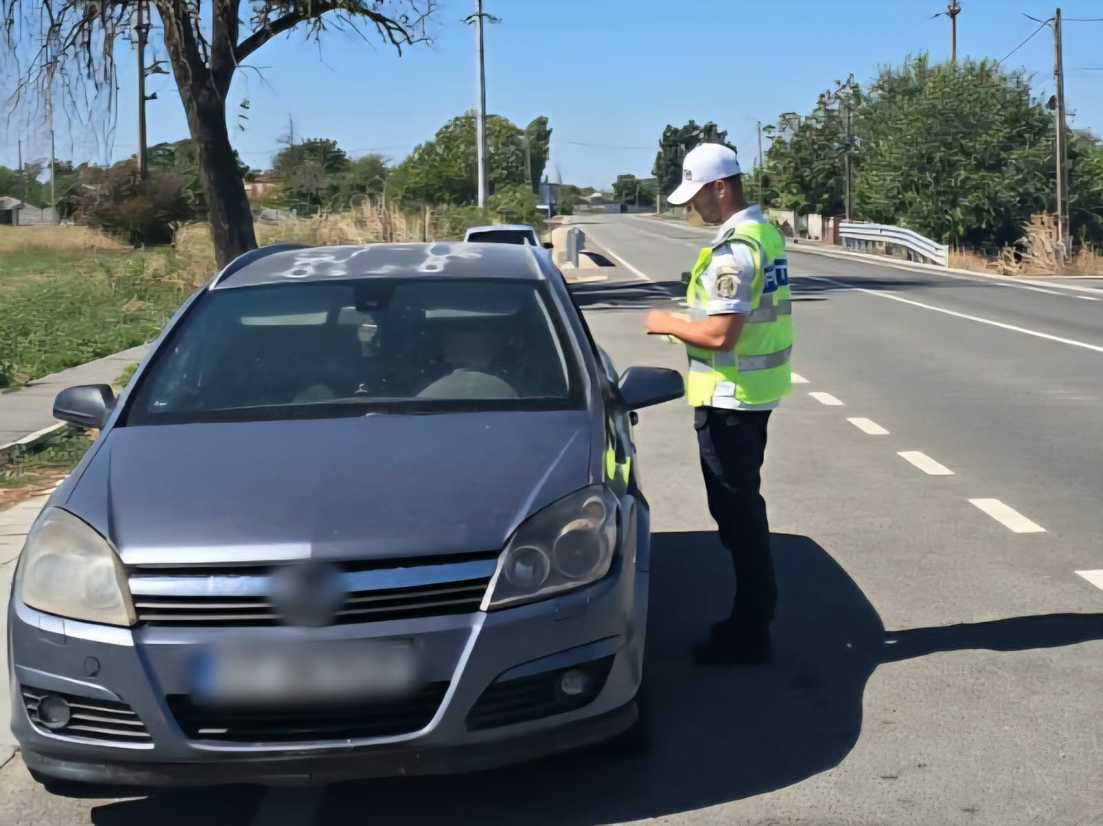 Viteză, alcool și depășiri neregulamentare, sancționate pe DN 6, în Olt. Şase şoferi scoşi din trafic