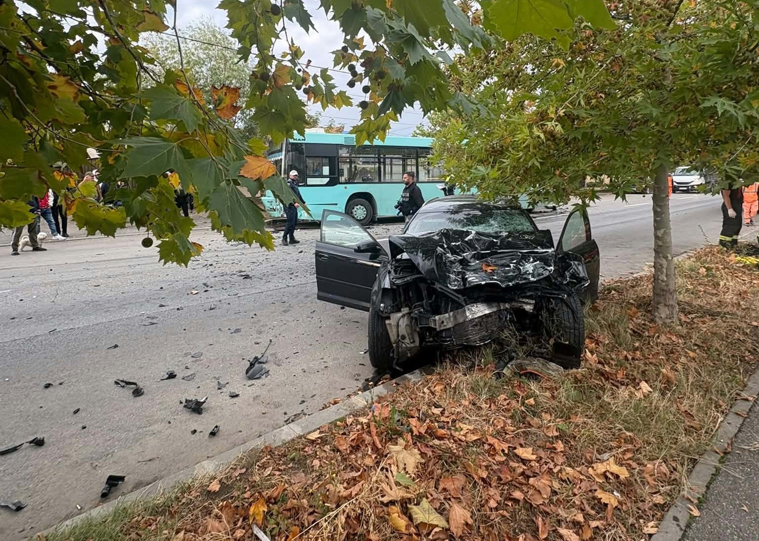 Planul Roșu de Intervenție, activat în Craiova după impactul dintre un autoturism și un autobuz. Șapte persoane au nevoie de îngrijiri medicale Planul Roșu de Intervenție, activat în Craiova după impactul dintre un autoturism și un autobuz. Șapte persoane au nevoie de îngrijiri medicale