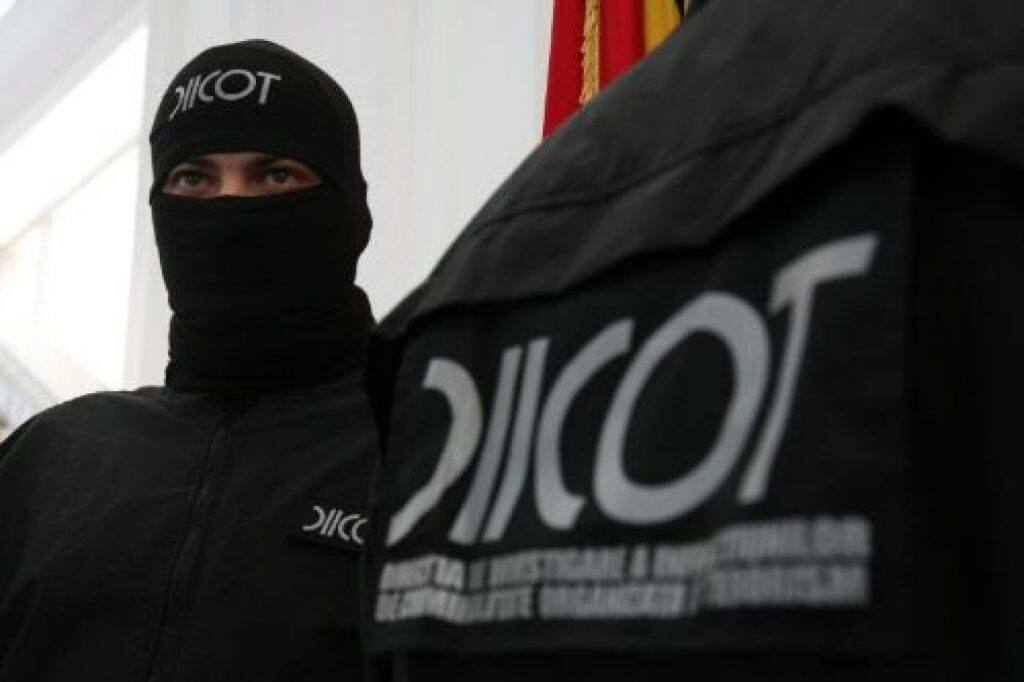 Anchetă DIICOT în Olt: Un tânăr este acuzat de violarea unei minore de 13 ani și pornografie infantilă